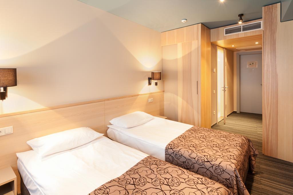 Rija Port Hotel ריגה מראה חיצוני תמונה